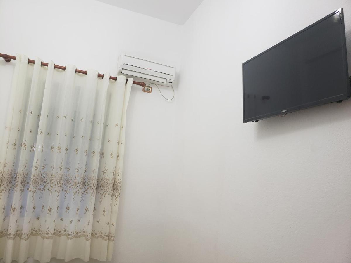 Guest House Kocollari Gjirokaster Luaran gambar