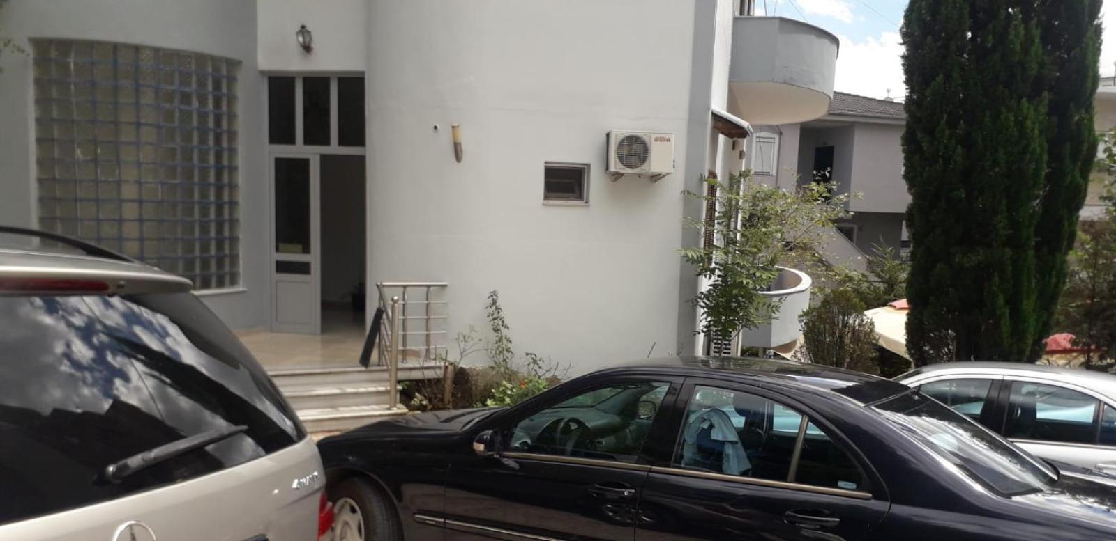 Guest House Kocollari Gjirokaster Luaran gambar
