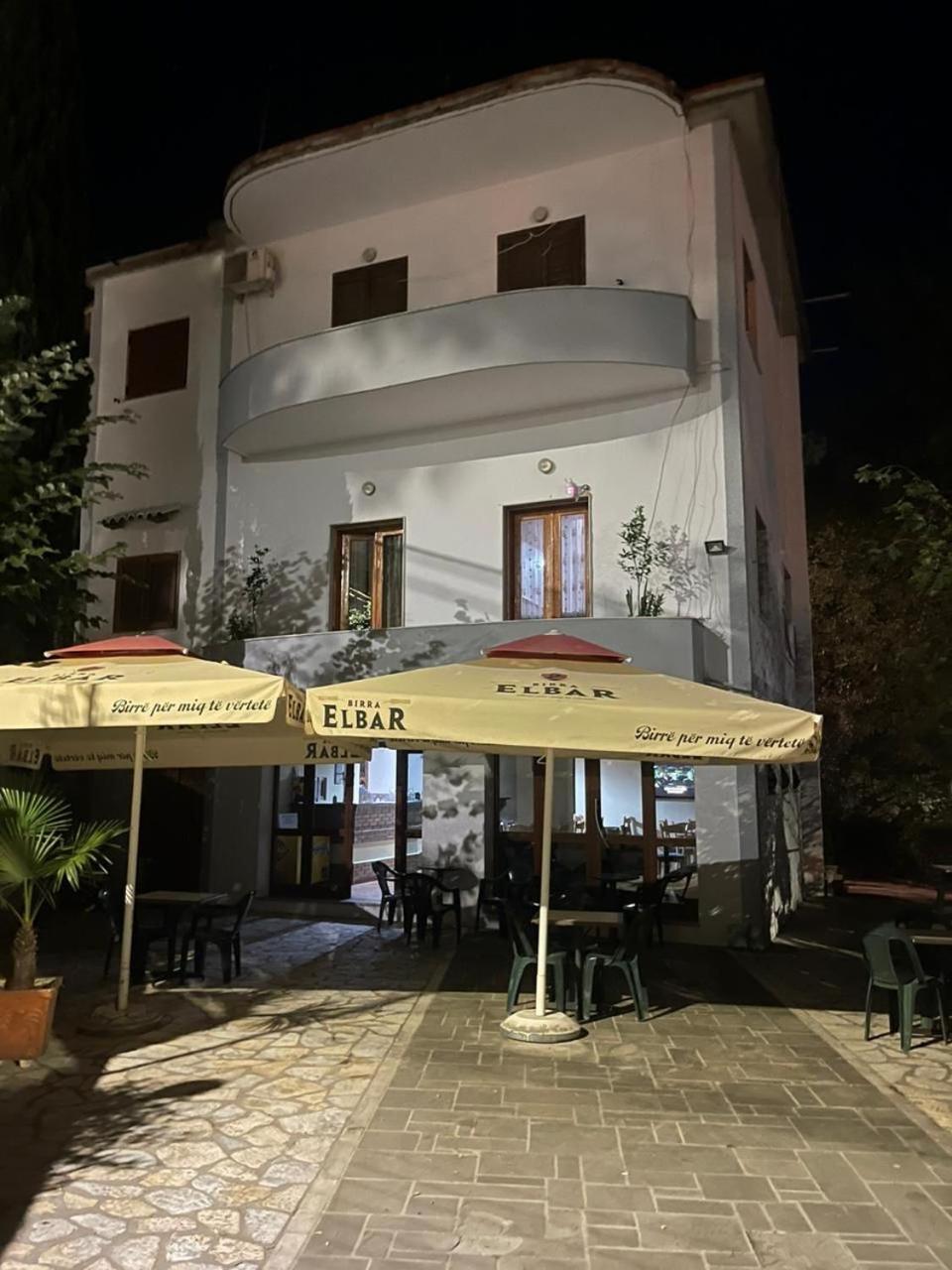 Guest House Kocollari Gjirokaster Luaran gambar